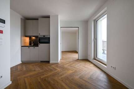 Wohnung zum Mieten in Berlin 755,09 € 30.82 m²