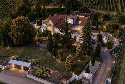 Haus zum Kaufen in Markdorf 1.699.000,00 € 485 m²
