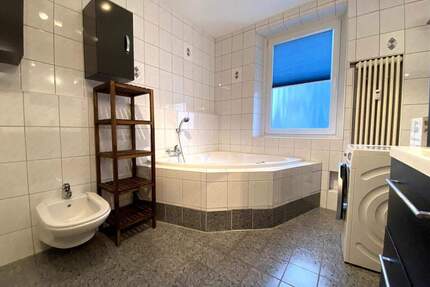 Verkauf gegen Gebot! Großzügige 4-Zimmer-Wohnung in Mögeldorf - Nürnberg