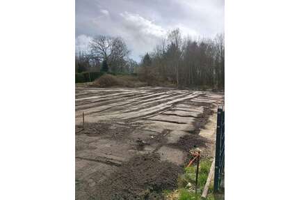 Grundstück zu verkaufen in Weener 98.500,00 € 1744 m²