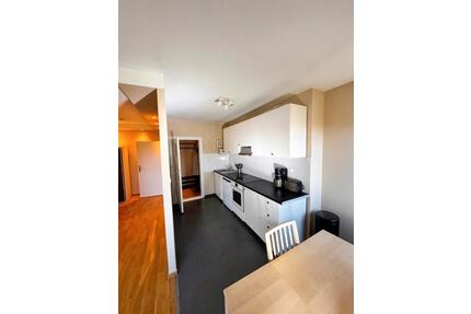 2 Zimmer in Steglitz - 1.300,00&nbsp;EUR Kaltmiete, ca.&nbsp; 48,00&nbsp;m&sup2; in Berlin (PLZ: 12167) Steglitz-Zehlendorf