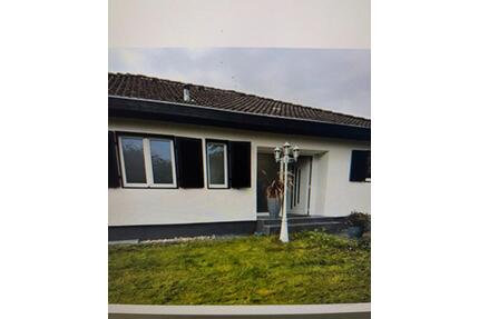 Zwangsversteigerung Bungalow - 388.000,00&nbsp;EUR Kaufpreis, ca.&nbsp; 125,00&nbsp;m&sup2; in Babenhausen (PLZ: 64832)