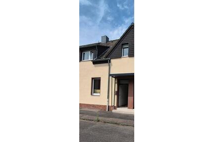 Reihenmittelhaus im schönen Zündorf - Köln Porz