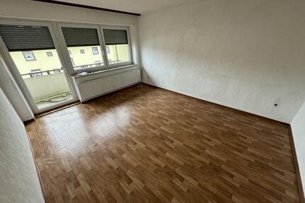 Helle 2-Zimmer-Wohnung mit Balkon und Gartenblick – ruhige Lage in Baumholder [HMR-O62E06]