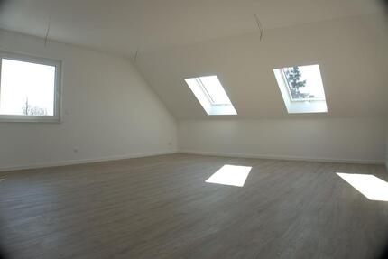 Neubau Dachgeschoss Wohnung - 770,00&nbsp;EUR Kaltmiete, ca.&nbsp; 59,19&nbsp;m&sup2; in Hemmingen (PLZ: 30966)