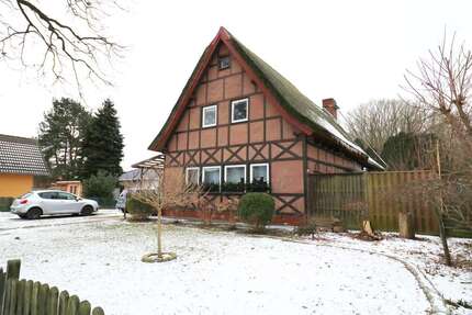 Haus zum Kaufen in Gelbensande 413.000,00 € 150 m²