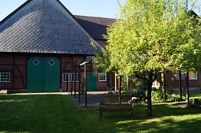 WOHNEN AUF GROßEM RESTHOF IM WESERBERGLAND - Rinteln Engern