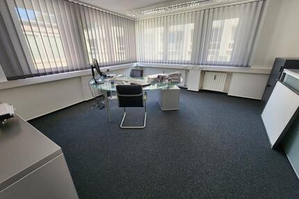 TOP Lage 2 Büros 24m² + 30qm² Gesamt ca. 54qm² zuvermieten - Aachen Eilendorf