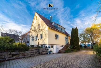 Platz für die ganze Familie: Gepflegtes Haus mit Scheune und großzügigen Gartengrundstück! - Hemmingen