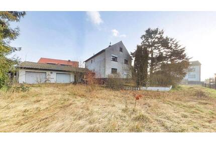 Renovierungsbedürftiges Haus mit Potenzial - eine Chance für Macher und kreative Köpfe. - Frensdorf Reundorf