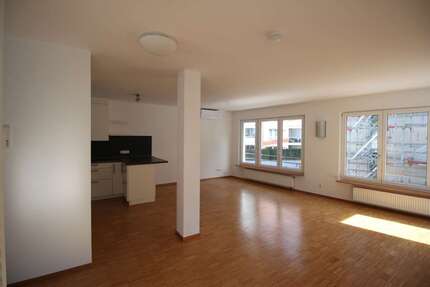 Haus zum Mieten in Böblingen 2.250,00 € 135 m²