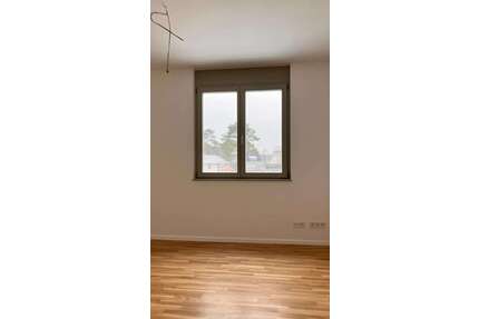 Wohnung zum Mieten in Wustermark 300,06 € 50.01 m²