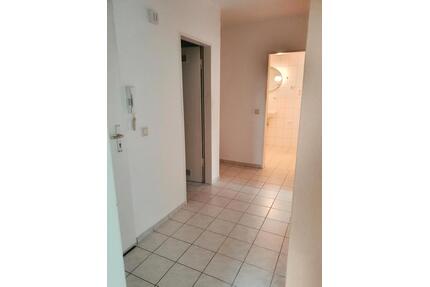 2 Zimmer Wohnung - 700,00&nbsp;EUR Kaltmiete, ca.&nbsp; 54,00&nbsp;m&sup2; in Kirchheimbolanden (PLZ: 67292)