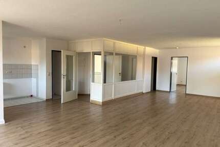 Wohnung zum Mieten in Beucha 732,00 € 95 m²