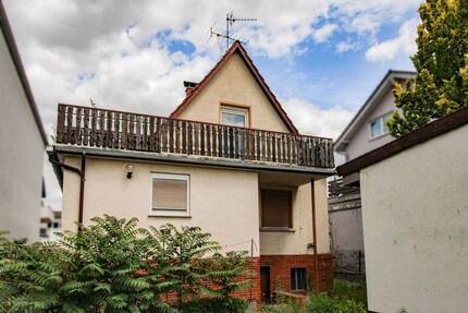 Raum für Neues: Abrissgrundstück in familienfreundlicher Wohnlage in Lorsch