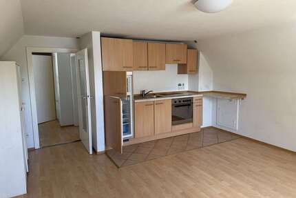 Wohnung zum Kaufen in Freilassing 95.000,00 € 27.94 m²