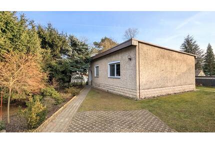 Bungalow-Einfamilienhaus mit Garage, Werkstatt und großem Garten - Fredersdorf-Vogelsdorf