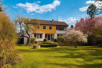 Einfamilienhaus mit großem Garten, Kamin und Fahrstuhl - Wennigsen (Deister)