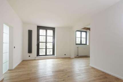Wohnung zum Mieten in Regensburg 1.250,00 € 104 m²