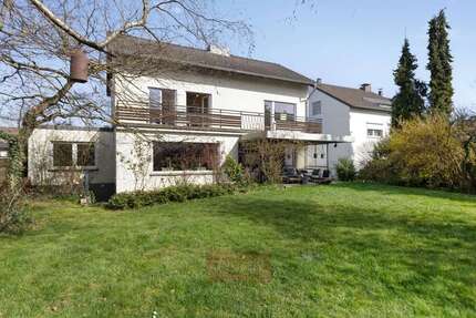 Haus zum Mieten in Bonn 2.550,00 € 222 m²