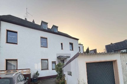 Haus zum Kaufen in Bochum 590.000,00 € 330 m²