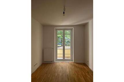 Wohnung zum Kaufen in Berlin 325.000,00 € 61.97 m²