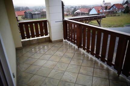 Wohnung Bad Neualbenreuth 67qm - 400,00&nbsp;EUR Kaltmiete, ca.&nbsp; 67,00&nbsp;m&sup2; in Bad Neualbenreuth (PLZ: 95698)