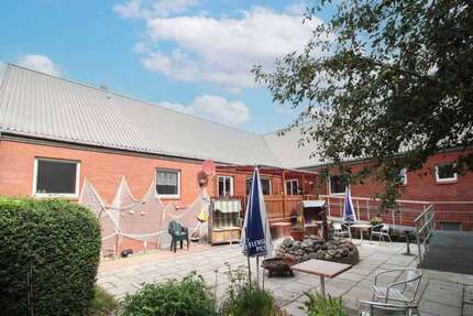 Haus zum Kaufen in Tröndel 625.000,00 € 310.74 m²