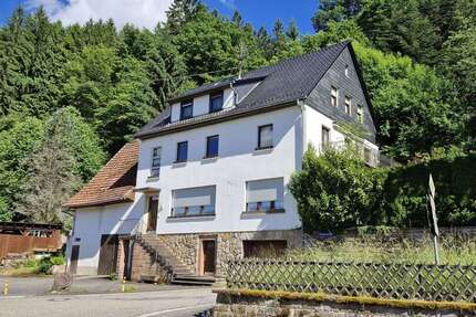 Haus zum Kaufen in Eberbach (Friedrichsdorf) 320.000,00 € 280 m²