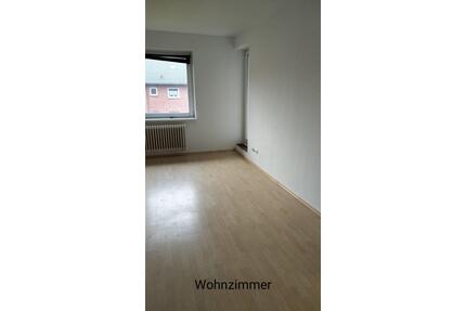 Süderstapel-3 Zimmer ETG-Wohnung-DB-EBK-Abstellraum