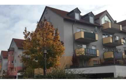 Charmante 2-Zimmer-Dachgeschosswohnung mit Balkon - Altmannstein