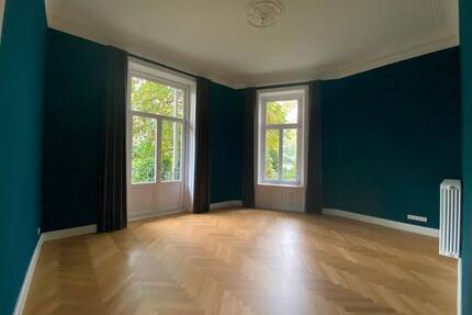 Heller, abschließbarer Büroraum mit Balkon im Herzen Hamburgs - flexibel, 247