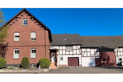 TOP Angebot! VB 239.000,00€!!! - 239.000,00&nbsp;EUR Kaufpreis, ca.&nbsp; 134,00&nbsp;m&sup2; in Breidenbach (PLZ: 35236)