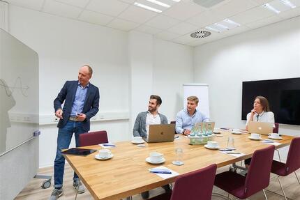 Stylisches Büro mit Servicepaket, zentral, kosteneffizient, monatlich anmietbar - Wiesbaden Südost