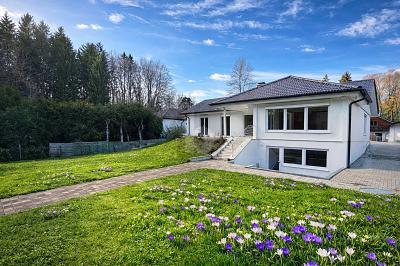 TRAUMHAFTES ANWESEN MITTEN IM NATURSCHUTZGEBIET - Starnberg