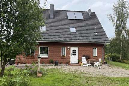 Haus zum Mieten in Rastorf 1.600,00 € 130 m²