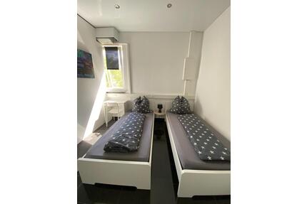 9 Zimmer vollmöbliert für WG oder Montagezimmer Mannheim-Käfertal