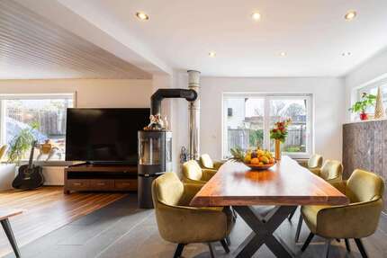 Haus zum Kaufen in Dorfen 650.000,00 € 164 m²