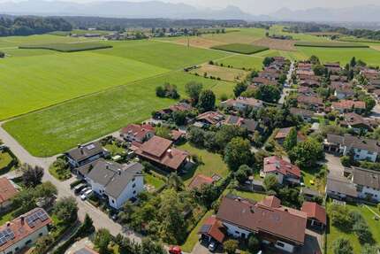 Haus zum Kaufen in Vogtareuth 1.198.000,00 € 320 m²