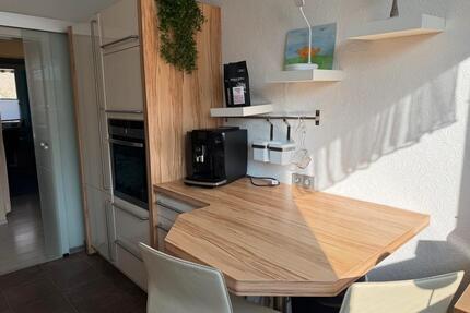 Helle, geräumige Vierzimmerwohnung in Leverkusen, Steinbüchel
