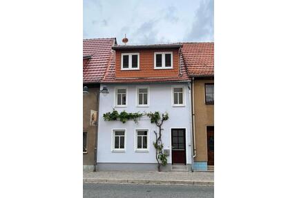 Saniertes Einfamilienhaus - 250.000,00&nbsp;EUR Kaufpreis, ca.&nbsp; 120,00&nbsp;m&sup2; in Bürgel (PLZ: 07616)