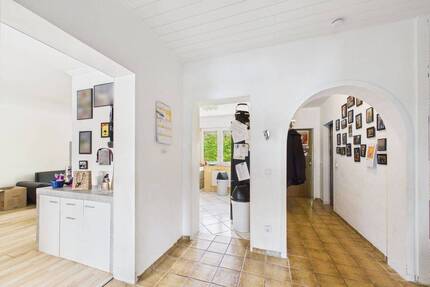 Großzügige 3-Zimmer-Wohnung mit Balkon,Garage & Stellplatz - Bergkamen Rünthe