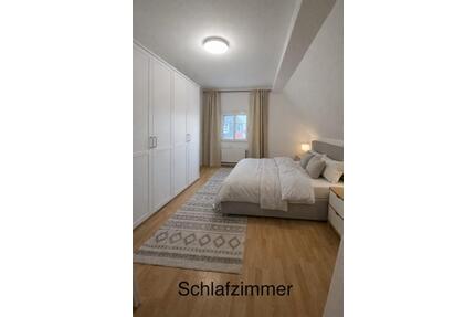 Zentrale 2-Zi.-DG-Wohnung in Lüttringhausen, renoviert & hell - Remscheid