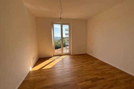Hochwertige 3-Zimmer-Wohnung mit Balkon und Neckartalblick - Ostfildern