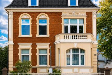 Zentrale 2 Zimmer-Wohnung mit Dachterrasse und 2 Stellplätzen - Bergisch Gladbach Alt-Frankenforst