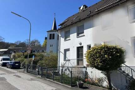 Haus zum Kaufen in Gummersbach 229.000,00 € 136 m²