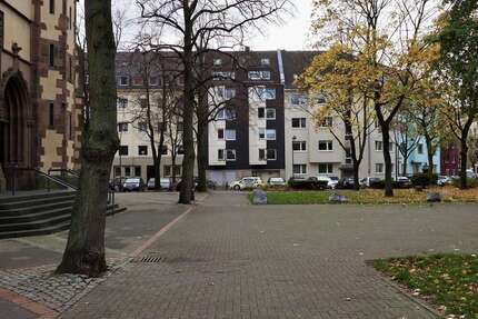 Wohnung zum Kaufen in Düsseldorf 292.000,00 € 73 m²