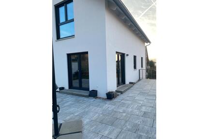 Neubau-EFH, KfW 40+, Garten & Garage, von Privat - Östringen