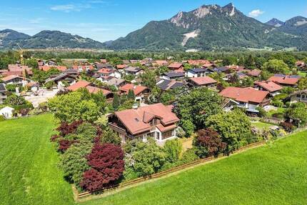Premiumlage am Wendelstein! - 1.750.000,00&nbsp;EUR Kaufpreis, ca.&nbsp; 252,00&nbsp;m&sup2;&nbsp;Wohnfl&auml;che in Flintsbach (PLZ: 83126)