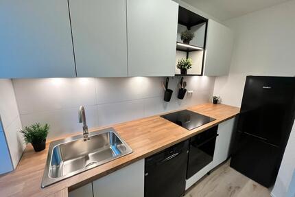 Schöne und helle 2-Zi-Wohnung mit neuer Einbauküche in Haan